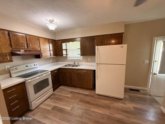 Building Photo - 9404 Balance Ln