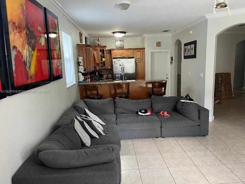 Building Photo - 2349 SW 148th Ct