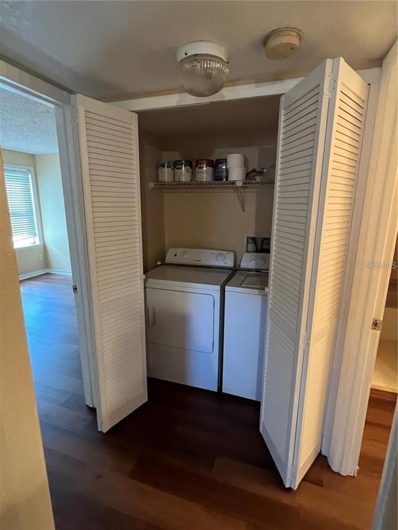 Building Photo - 3032 Antique Oaks Cir