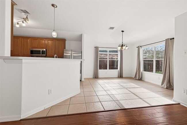 Building Photo - 2638 Marquette Trail