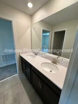 Building Photo - 2929 Nottel Dr
