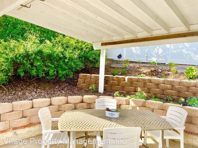 Building Photo - Studio, 1 bath House - 1144 Lydia Lane Gue...