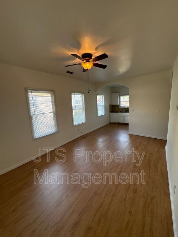 Building Photo - 1717 H St