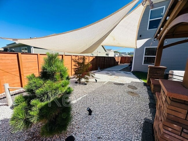 Building Photo - 104 Jesse Baker Ln