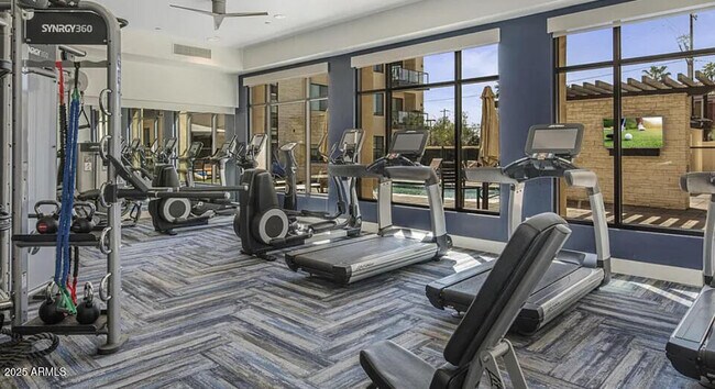 Building Photo - 7300 E Earll Dr