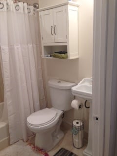 Building Photo - 2606 Bush Ave