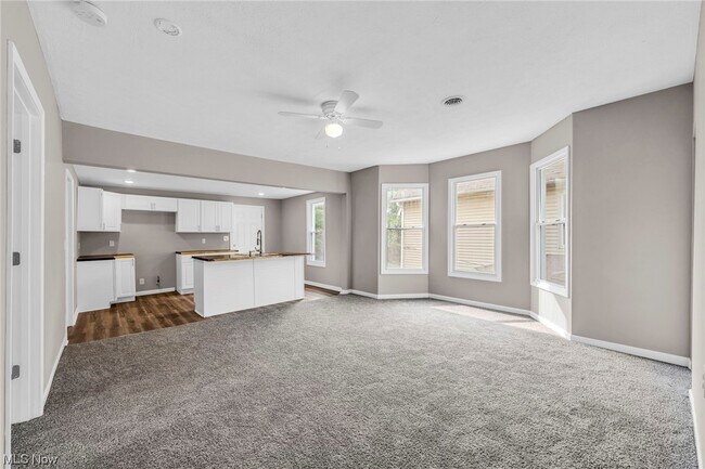 Building Photo - 3874 W 37th St