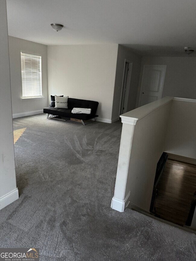 Building Photo - 232 Sophie Cir