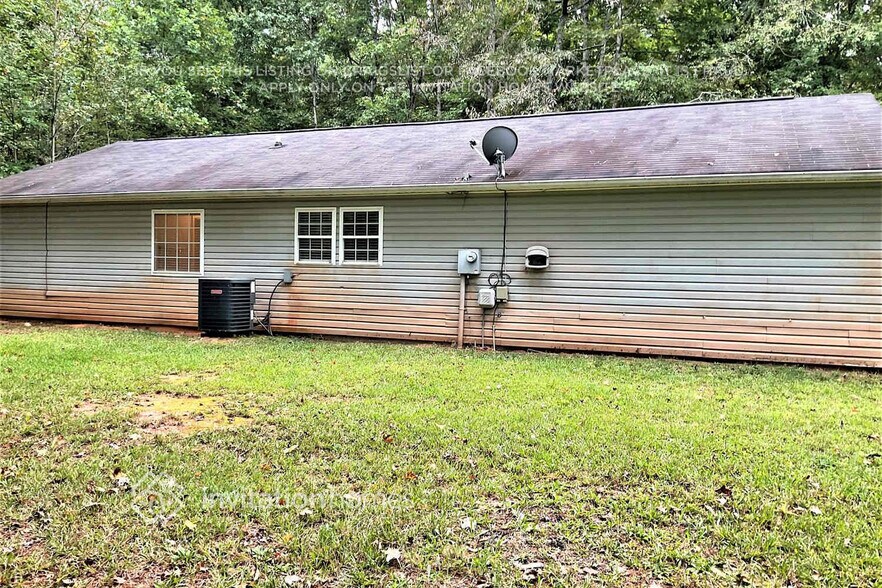 Building Photo - 8945 Ochil Ln