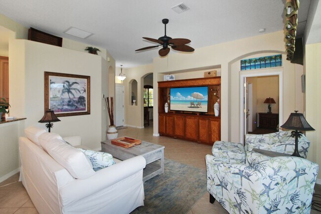 Building Photo - 162 Treviso Ct