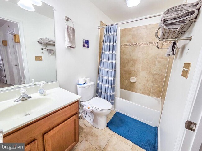 Building Photo - 2216 Highfly Terrace