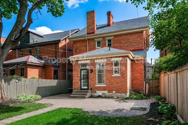 Building Photo - 322 Wilber Ave