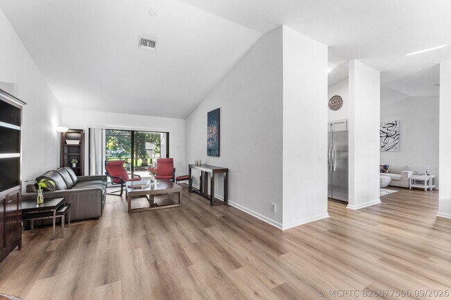 Building Photo - 13645 Exotica Ln