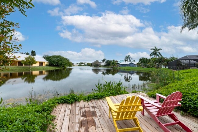 Building Photo - 10381 SE Jupiter Narrows Dr