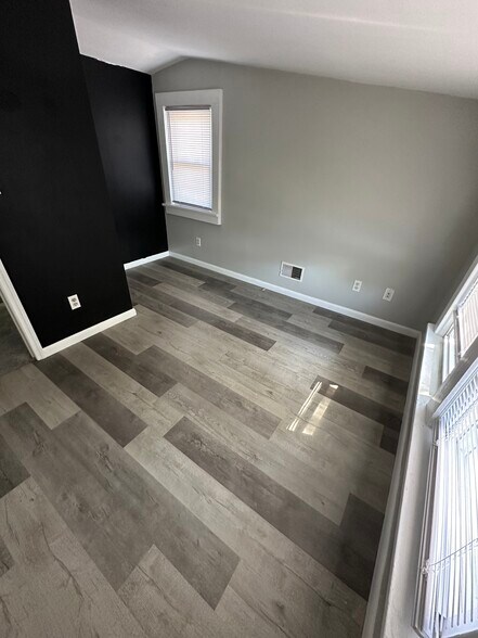 Building Photo - 32 Stinson Pl