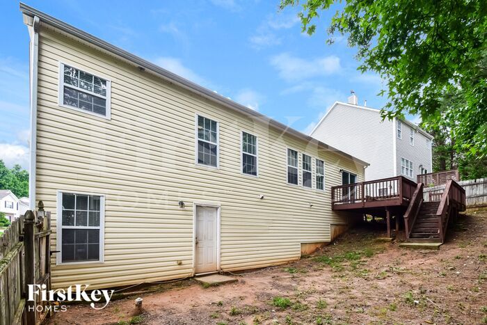 Building Photo - 6759 Clearstream Way