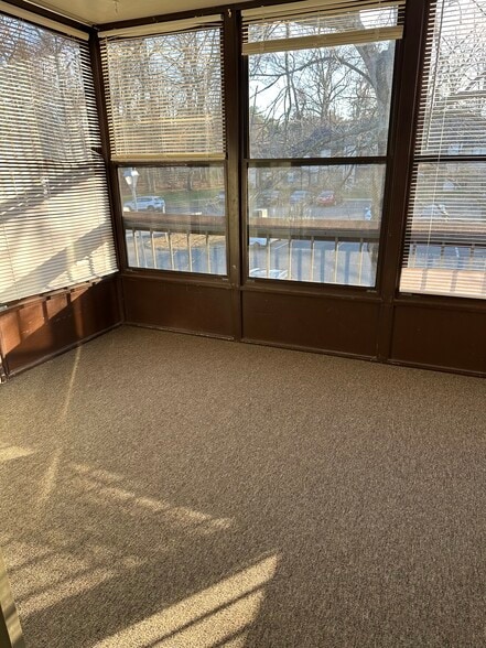 Building Photo - 156 Cross Slope Ct