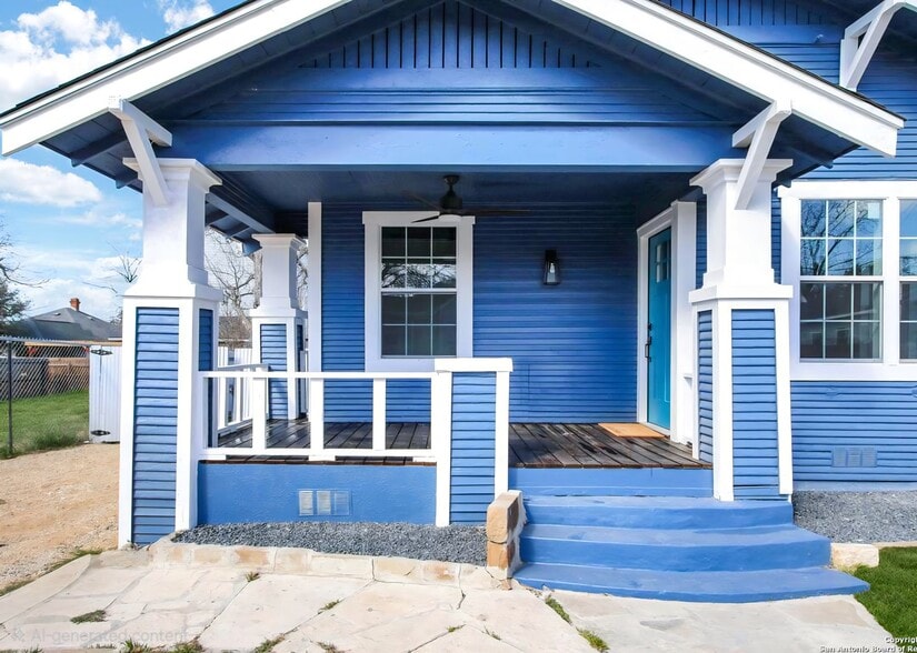 Building Photo - 415 S Olive St