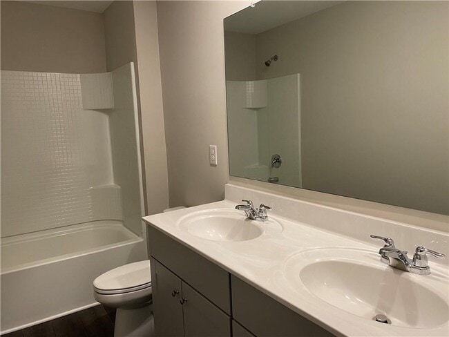 Building Photo - 4402 Grosbeak Dr