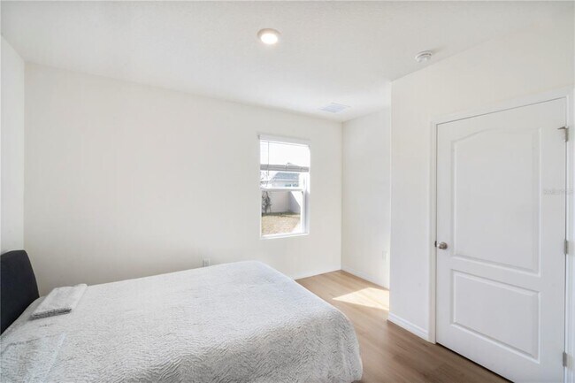 Building Photo - 2630 Angel Fls Dr