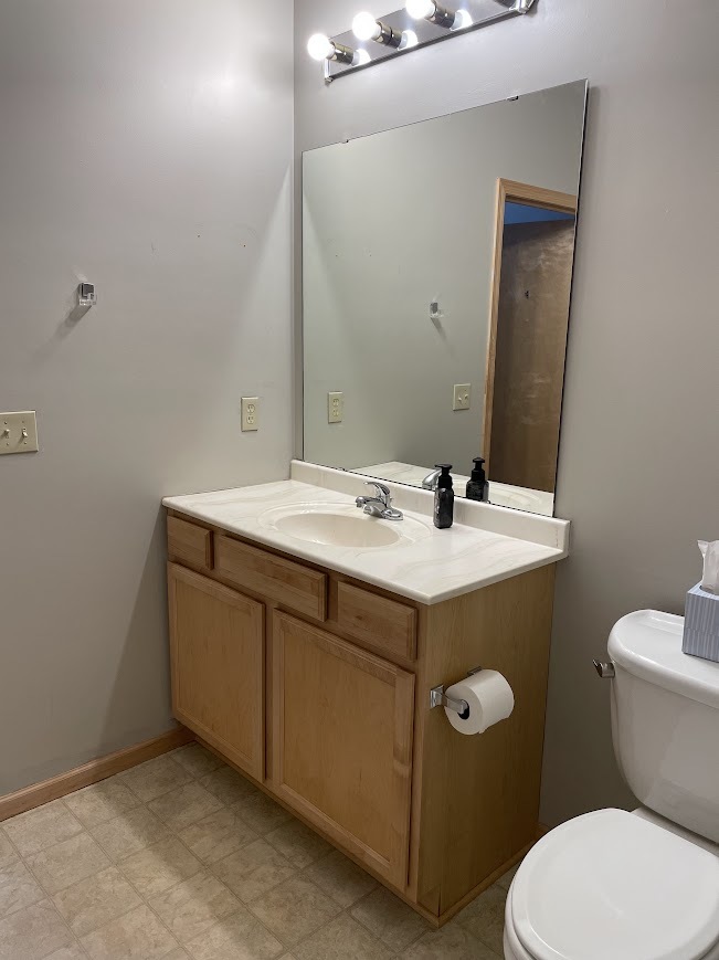 Master Bathroom - 2530 E 34th St
