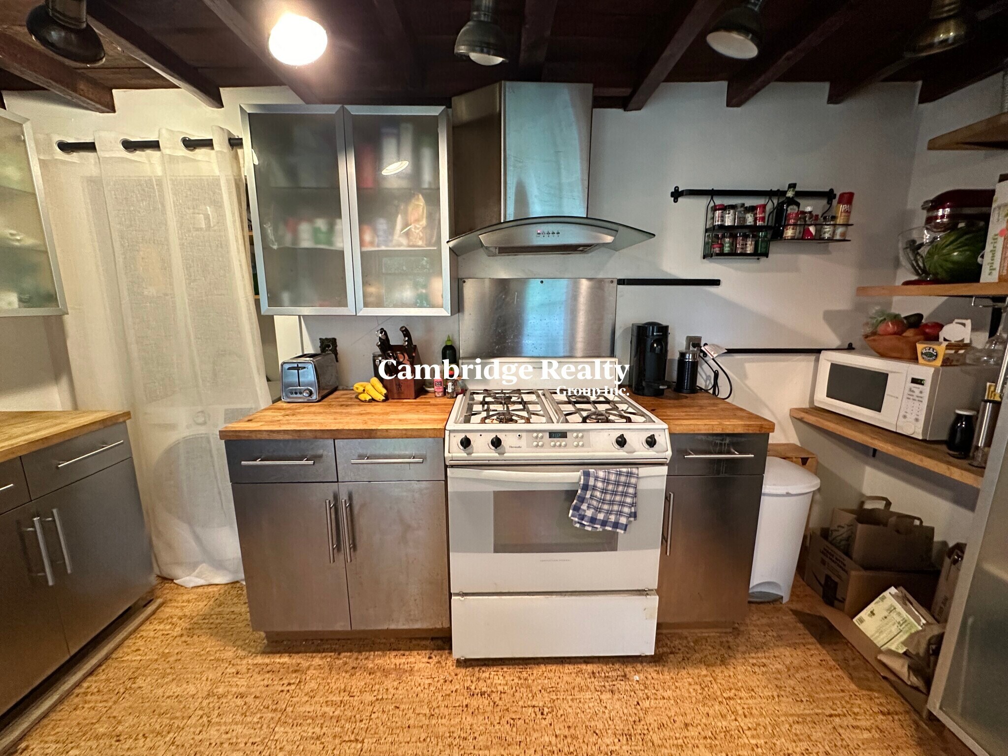 Building Photo - 16 Tremont St