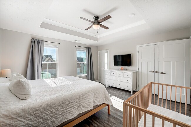 Building Photo - 7905 Pinnacle Point Dr