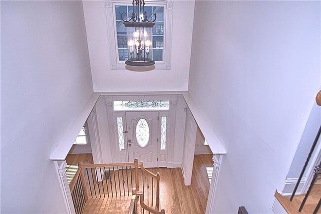 Building Photo - 56 Creekside Park Dr