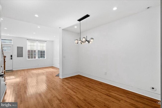 Building Photo - 1222 Wylie St NE