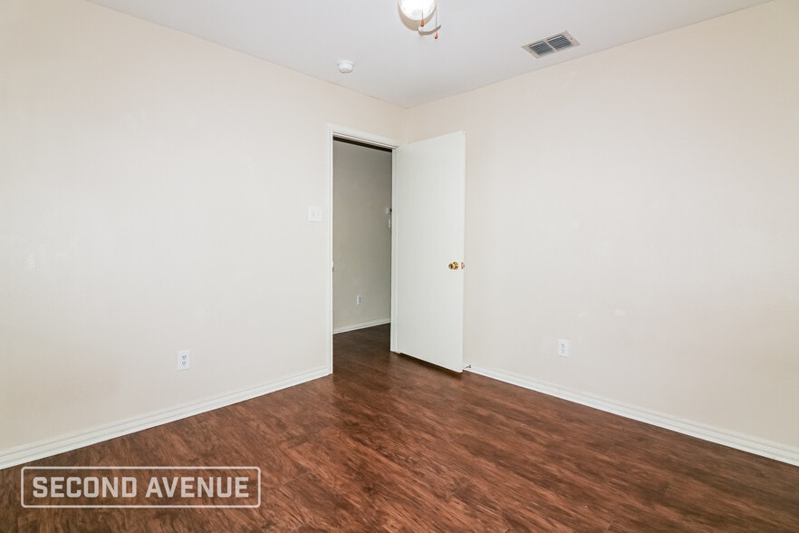 Building Photo - 7613 Timber Crest Dr