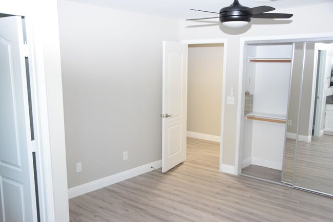 Building Photo - SE - SINGLE STORY 3 BEDROOM, FULLY UPGRADED HOME IN GATED COMMUNITY