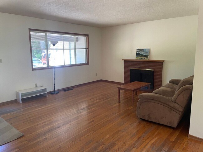 Building Photo - Lewis & Clark Law Students ONLY