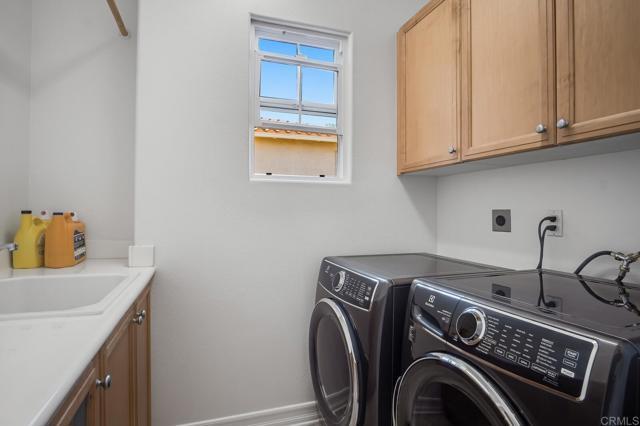 Building Photo - 6777 Frenata Pl