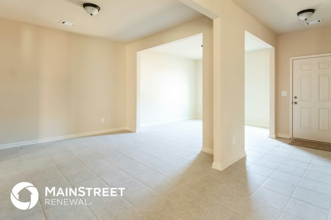 Building Photo - 2260 Clapton Ct