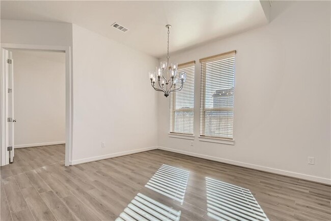 Building Photo - 4504 Post Loop