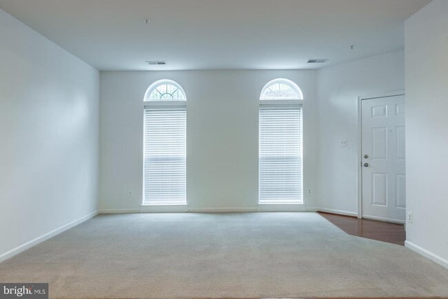 Building Photo - 2376 Merseyside Dr