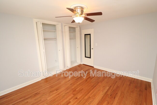 Building Photo - 1000 Nichols Dr