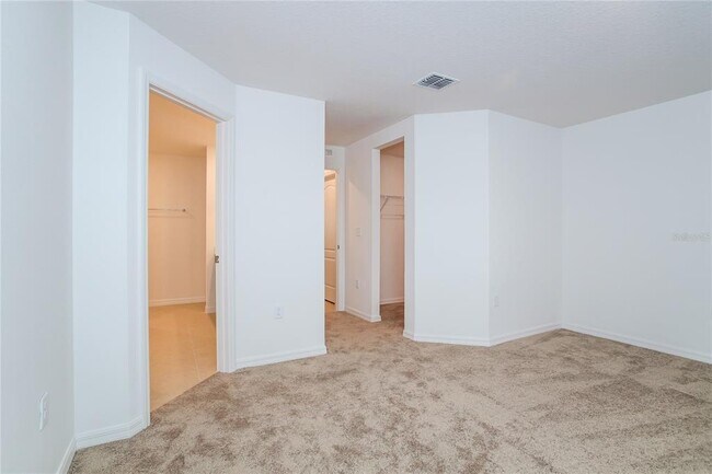 Building Photo - 1701 Gopher Tree St