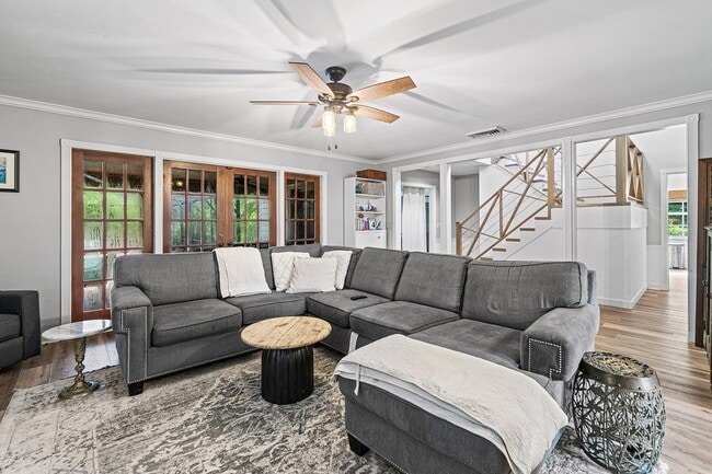 Building Photo - 12101 Tumbleweed Ct