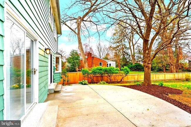 Building Photo - 7109 Davis Ct