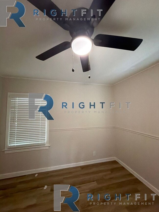 Building Photo - Newly Renovated Home in Wake Village