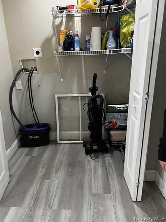 Building Photo - 1029-1029 Beekman Rd