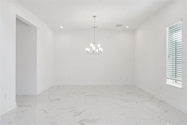 Building Photo - 9793 Laurel Berry Dr