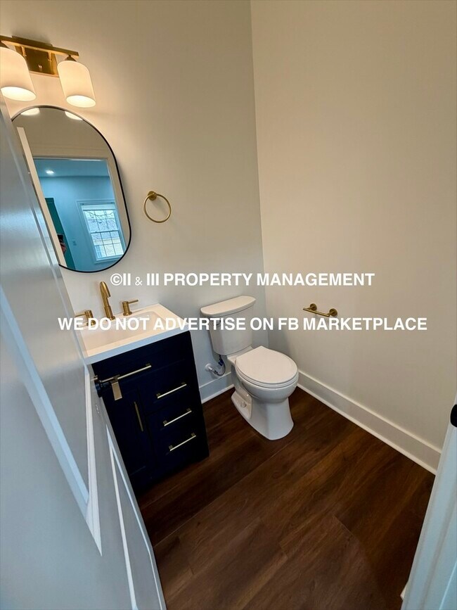 Building Photo - 113 S Cherokee St