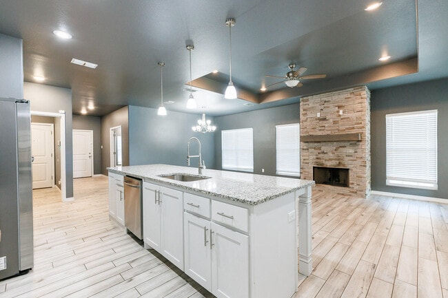 Building Photo - 10301 Avenue W
