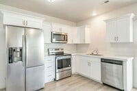 Building Photo - 4763 Silver Ridge Rd