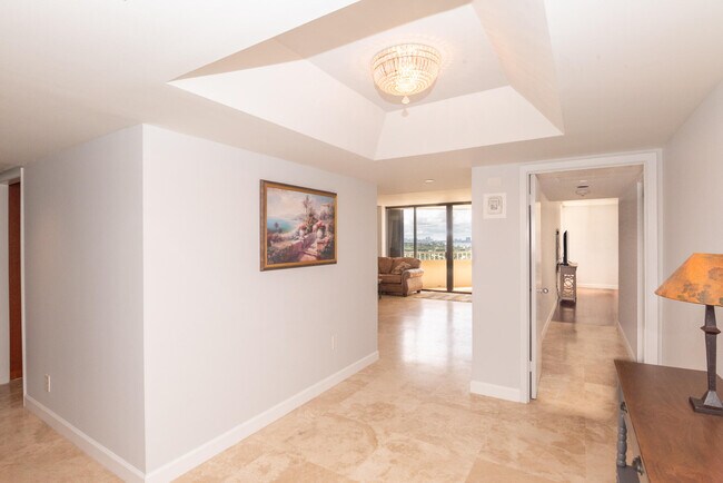 Building Photo - 5070 N Ocean Dr