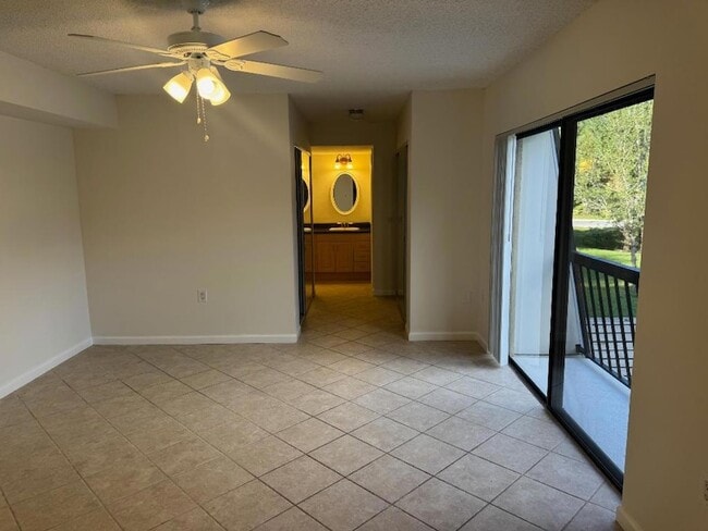 Building Photo - 1615 16th Terrace