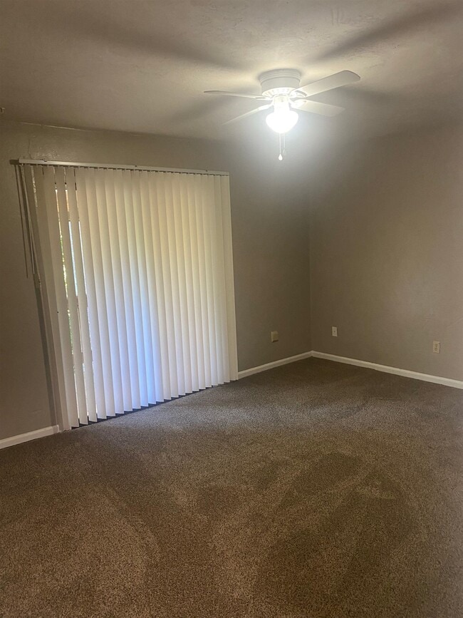 Building Photo - 1430 Willow Bend Way