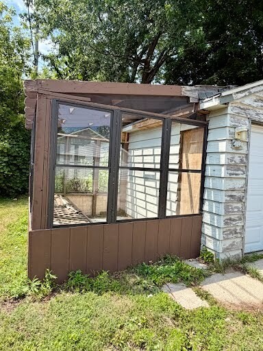 greenhouse - 1217 MacArthur Ave